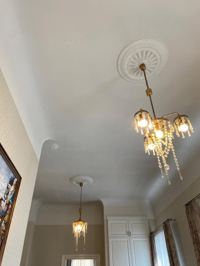 Elegant Apartment In Historical Centre & Free Locked Parking リガ エクステリア 写真