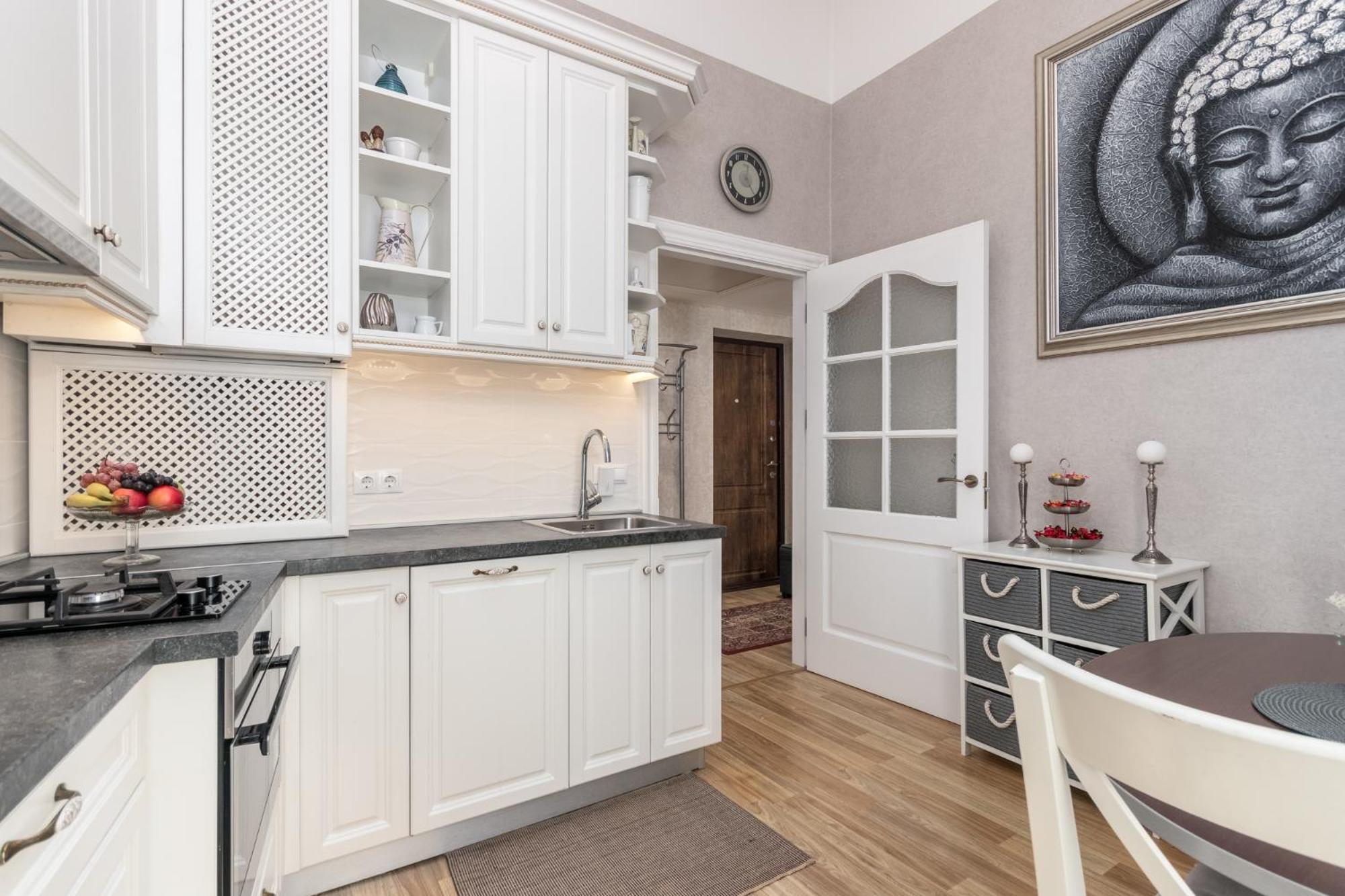 Elegant Apartment In Historical Centre & Free Locked Parking リガ エクステリア 写真