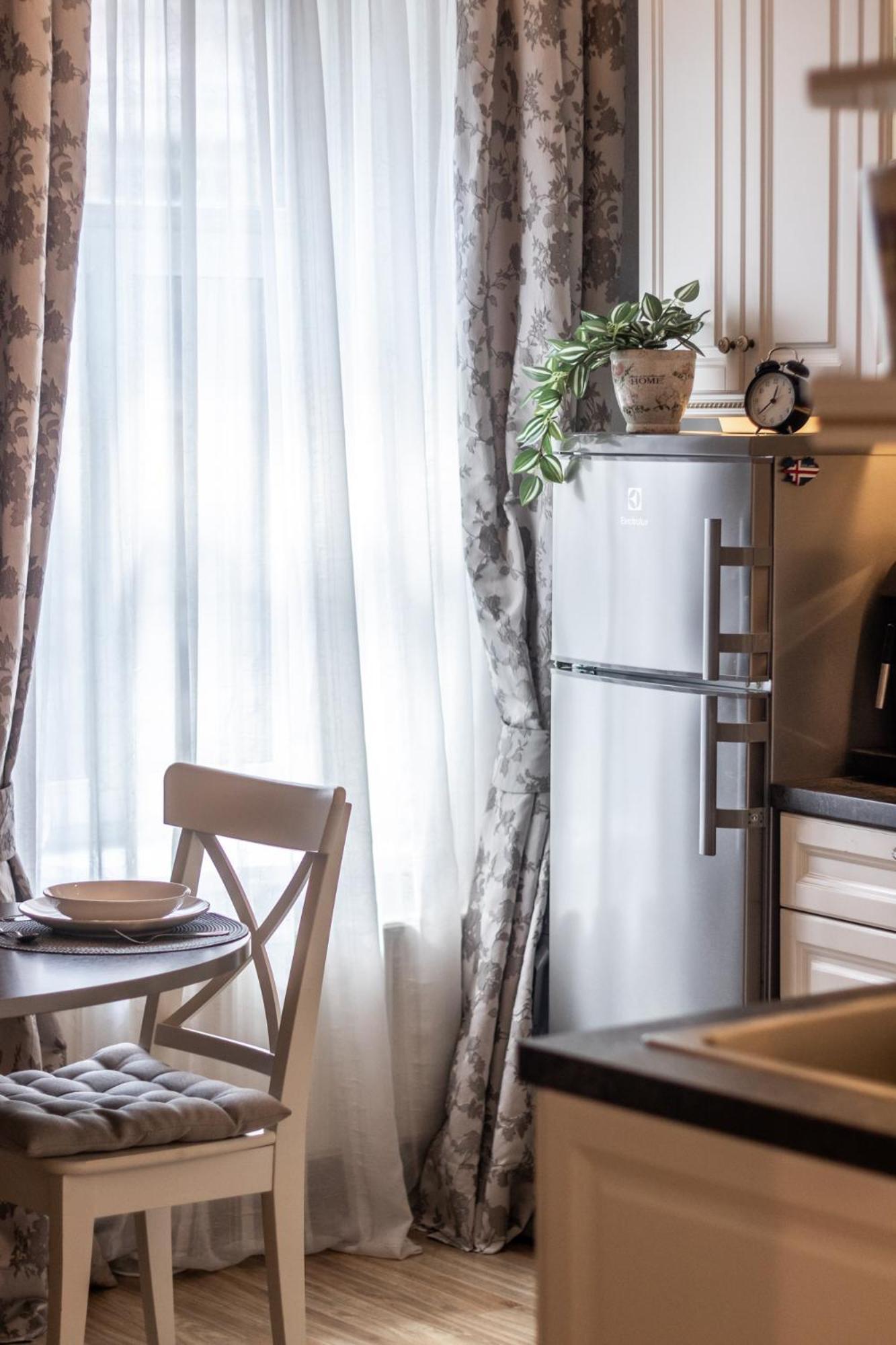 Elegant Apartment In Historical Centre & Free Locked Parking リガ エクステリア 写真