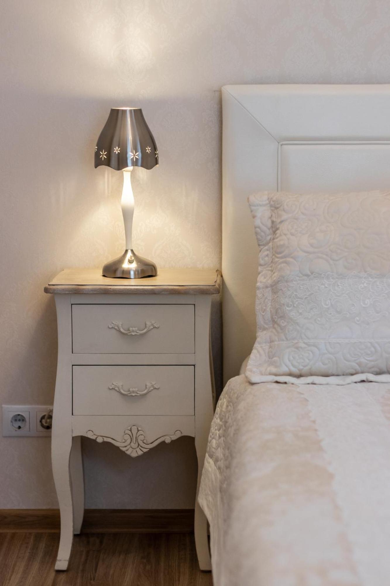Elegant Apartment In Historical Centre & Free Locked Parking リガ エクステリア 写真